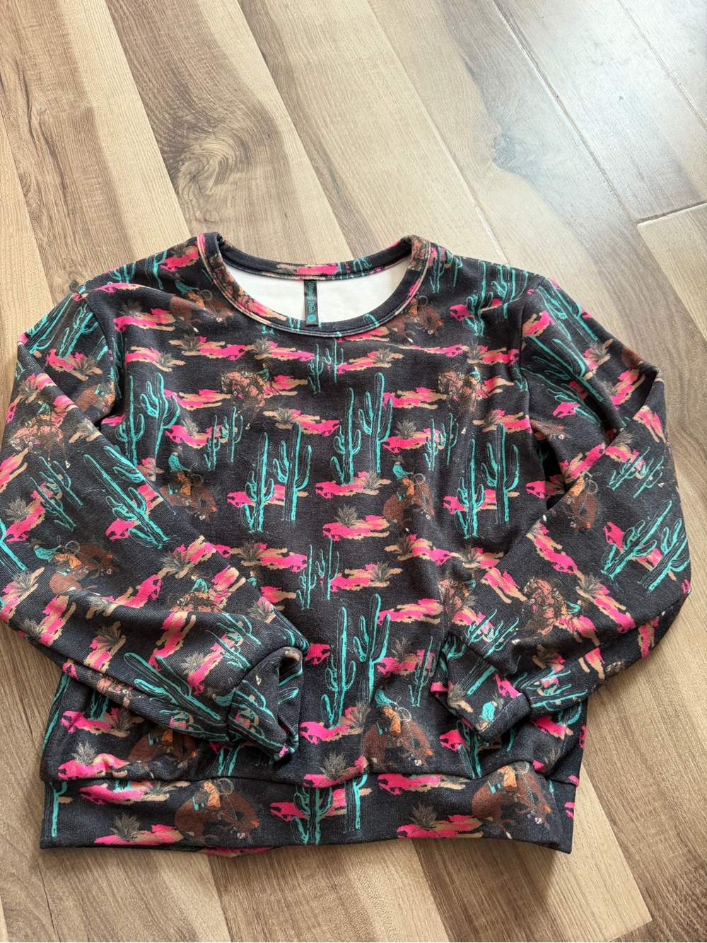 Western graphic long sleeve
